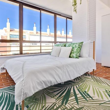 Apartamento La Fiesta, 250 M To The Sea Plus Swimming Pool Torrevieja Dış mekan fotoğraf